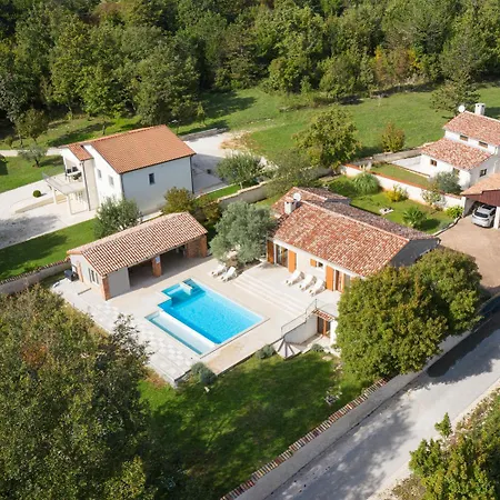 Lux Casa Histria Villa *