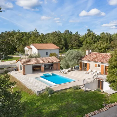 Lux Casa Histria Katun Lindarski