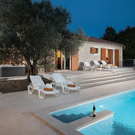 Lux Casa Histria *