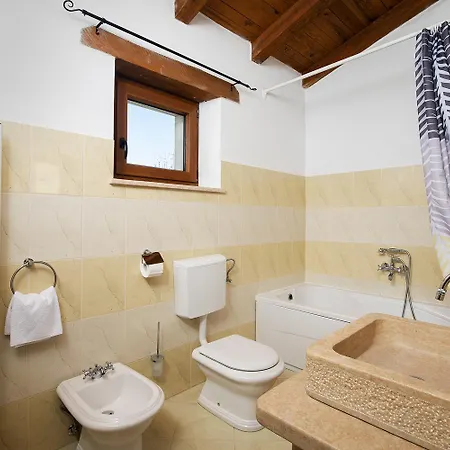 Lux Casa Histria