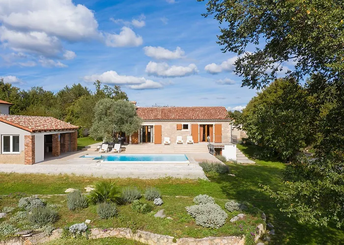 Lux Casa Histria *