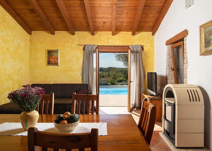 Lux Casa Histria فيلة Katun Lindarski