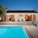Lux Casa Histria Katun Lindarski