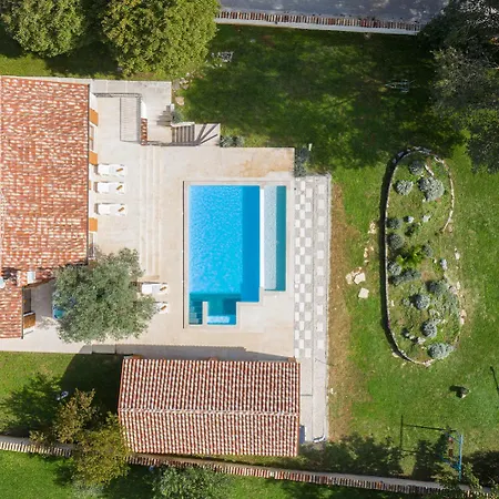 Villa Lux Casa Histria Katun Lindarski