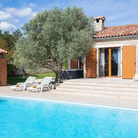 Lux Casa Histria *