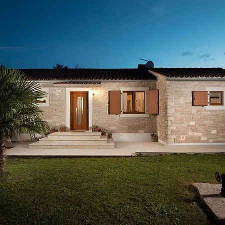 Villa Lux Casa Histria Katun Lindarski