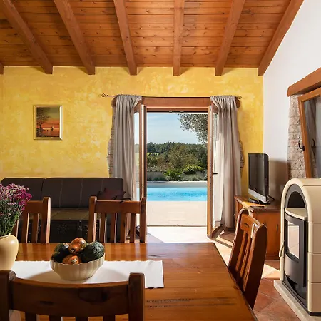 Lux Casa Histria Villa Katun Lindarski